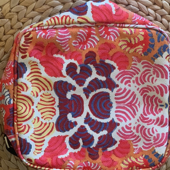 NWOT Australian Designer Catherine Manuell Multicolour Crossbody Bag. - Picture 2 of 4